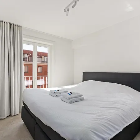 Luxury Zeedijk With Direct Ocean View 6p