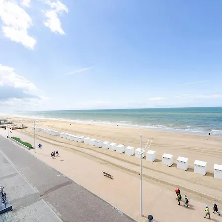 Luxury Zeedijk With Direct Ocean View 6p Appartement Coxyde