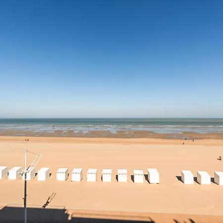Appartement Luxury Zeedijk With Direct Ocean View 6p
